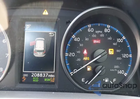 2018 Toyota Rav4 Xle from USA, damaged, VIN JTMRFREV2JJ717638